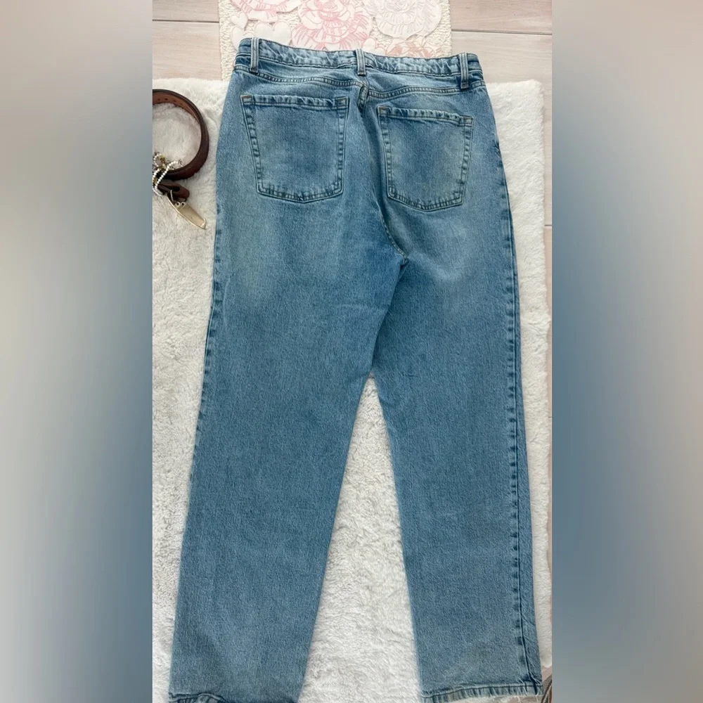 Wild Fable Light Wash Straight Leg Jeans | Vintage Style Denim - Picture 4 of 5